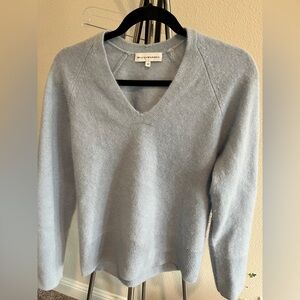 White + Warren Women's Soft Gray V-Neck Sweater